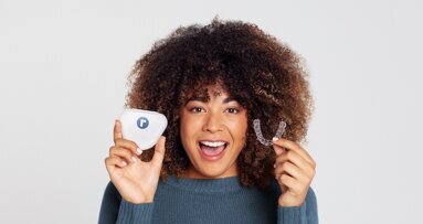 Presentan sistema de ortodoncia invisible