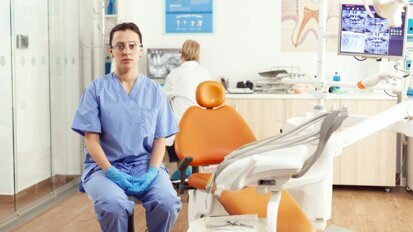 Od lipca 2024 r. wzrasta minimalne wynagrodzenie zasadnicze dla pracowników ochrony zdrowia