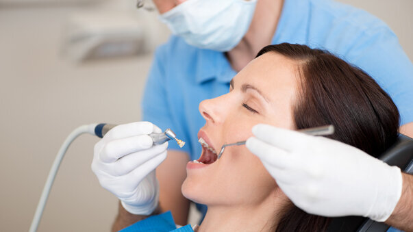 “Tendentieuze” NZa slingert tandartsen op de bon