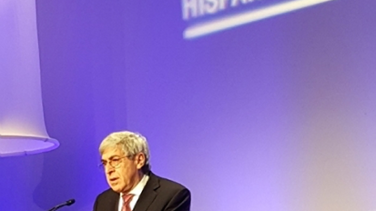 Henry Schein recibe premio de la Hispanic Dental Association