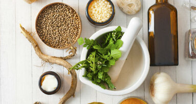 La fitoterapia se utilizzata in modo appropriato è Medicina, ma non un'alternativa ad antibiotici, chemioterapici e vaccini