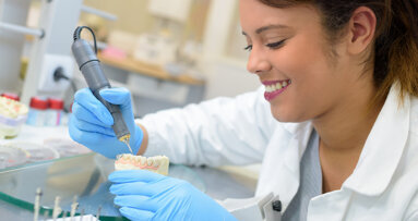 Exzellenz in der Zahntechnik: Die Gewinner des Gysi-Preises 2025