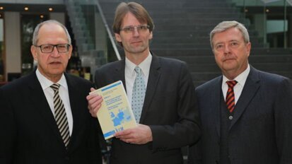 Cuidados de saúde odontológica alemã destacam-se comparados ao sistema europeu