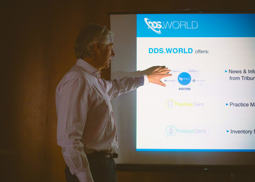 Joachim Tabler, Project Manager of Surgical Tribune and DDS.WORLD, spoke about the latest developments and future plans of his projects. (Photograph: Tom Carvalho, DTI)