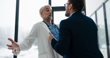 Zunehmende Gewalt in Praxen und Kliniken: Regierung reagiert mit Gesetzesinitiative