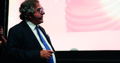 João Pimenta deixa os palcos da medicina dentária