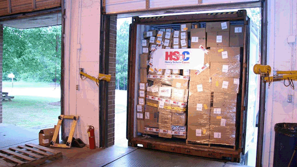 Henry Schein ayuda en Nepal