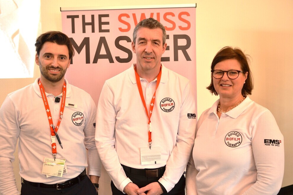 At the International Dental Show 2025, Celso da Costa (left), director of the Swiss Dental Academy and director of marketing at EMS; Ruth Christophel, group leader in the company’s brand marketing team; and General Manager Dr Ernst Wühr introduced the new device and outlined practical benefits for users.  