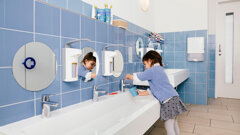 Berlin macht tägliches Zähneputzen in Kitas verbindlich für mehr Chancengleichheit