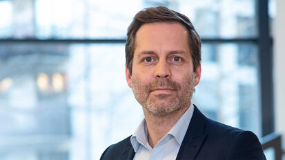 Prof. Dr. Falk Schwendicke erhält renommierten „Distinguished Scientist Award“