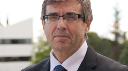 Implantes dentales: Importancia del mantenimiento en la prevención de las enfermedades periimplantarias.