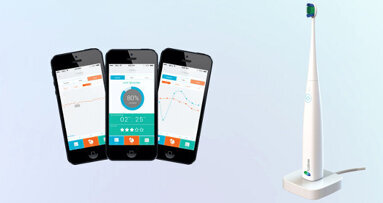 Une brosse à dents connectée à un smartphone surveille le brossage