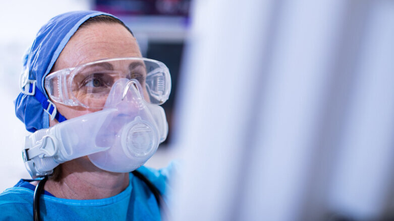 Battery-powered air respirator may protect staff and patients against SARS-CoV-2