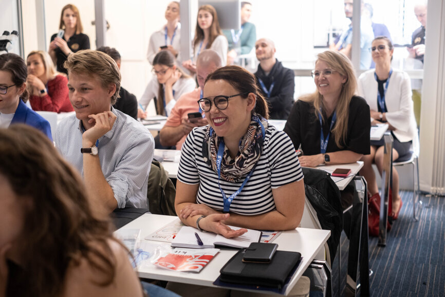 Attendees are enthusiastic about the scientific programme at ROOTS SUMMIT 2022. (All photographs: DTI)