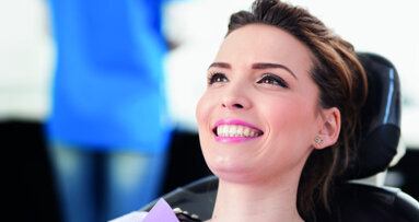 Orthograde apical application of an MTA plug in a tooth without constriction