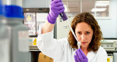 Fondi per la super-clorexidina ai ricercatori di Bristol