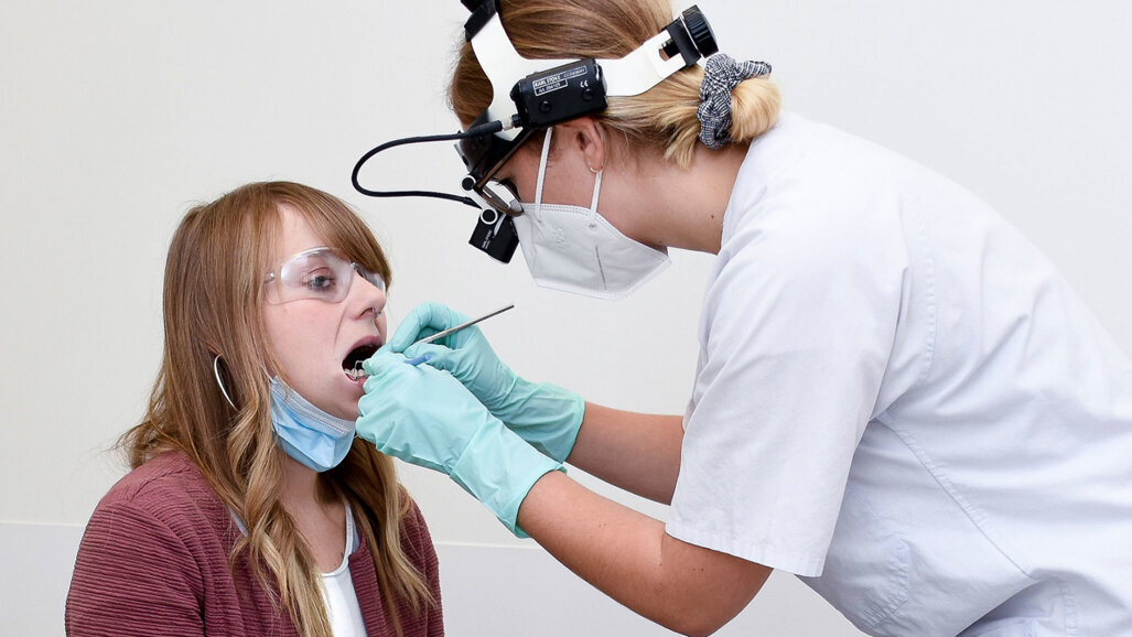 Fazialisparese: Auch Mundgesundheit betroffen