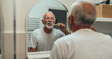 Oral health of particular importance to elderly, study shows