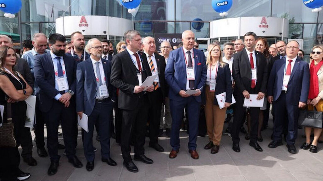 Diş Hekimlerinden 8 Talep