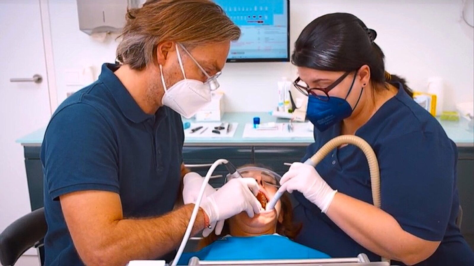 Cómo cortar circonio con precisión