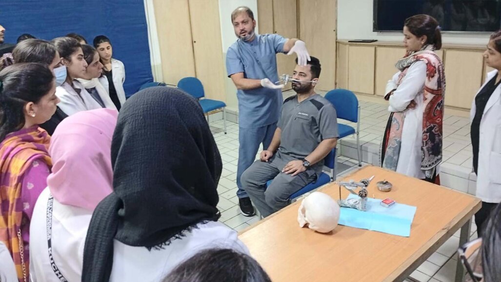Altamash Institute’s facebow transfer workshop boosts prosthodontic skills