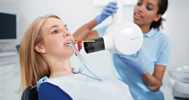 Bestseller for daily use in practices: Dentsply Sirona delivers the 75,000th X-ray system Heliodent Plus