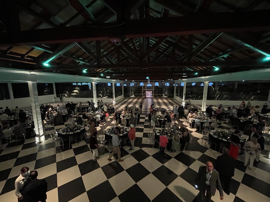 Interno cantina della cena di venerdi.