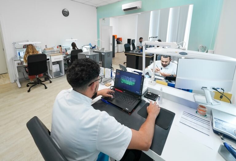 OralPlan-Laborato╠urio-768x525