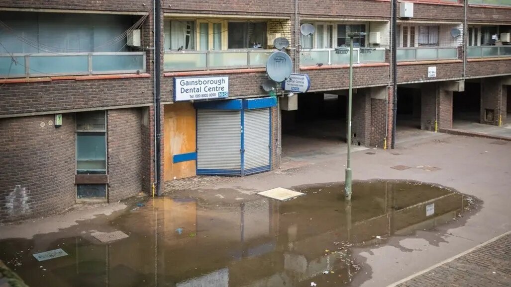 Jak řešit „zubní pouště“ ve Velké Británii: Globální poučení z 26 zemí