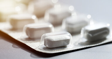 Antibiotic use in implant dentistry: A call for standardised guidelines