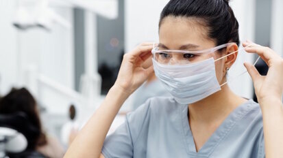 Pandemide Kadın Diş Hekimi Olmak