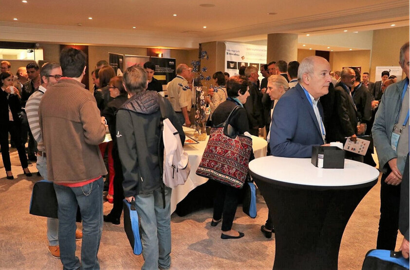 Hall d'exposition d'Euro Implanto (Photo Philippe Alibert)