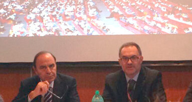 Odontoiatria in tempo di crisi: il punto della situazione all’Aiop con Bruno Vespa