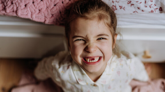 Researchers publish largest open dataset of primary teeth in Spain