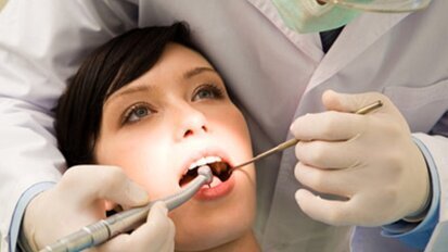 Postoji mogućnost da oboljenja desni i infarkt miokarda imaju istu genetsku predispoziciju