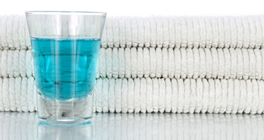 Bolniki z rakom ustne votline imajo lahko  koristi od stranskih učinkov ustnih vod