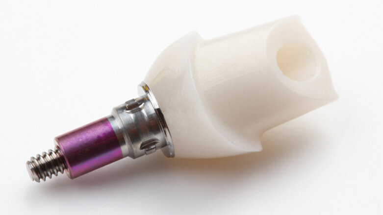 Zirlux 16+ univerzální estetický zirkonový materiál