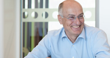 Voorzitter van het Ivoren Kruis Albert Feilzer: “Ik wil cariës de wereld uit helpen”