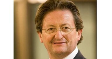 Przyszłość implantologii – zagrożenia i możliwości