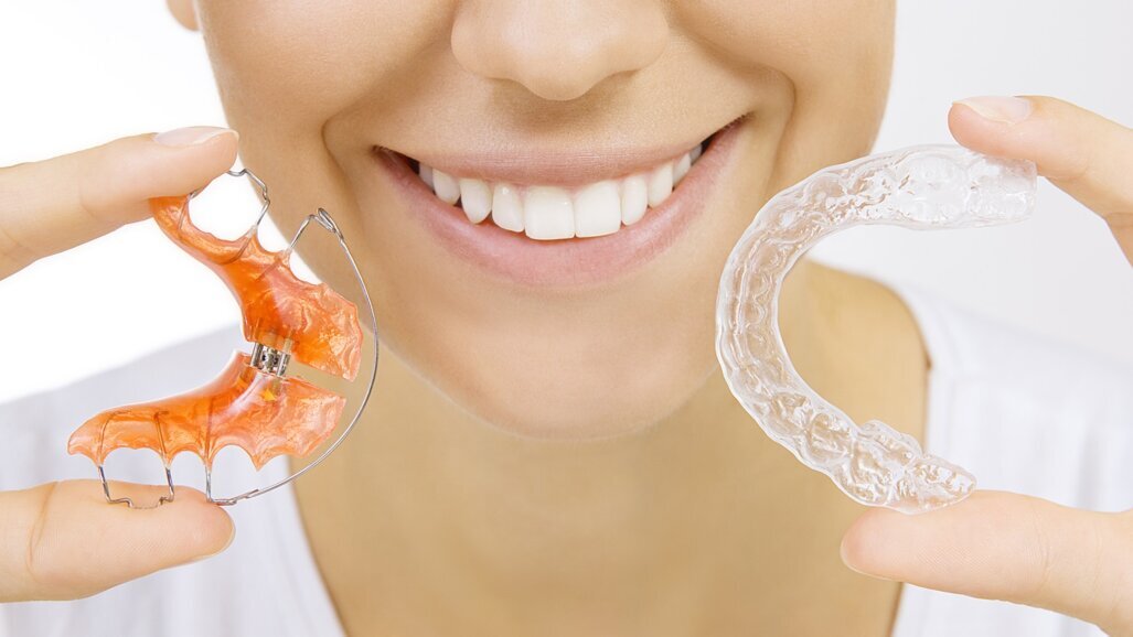 Il Dott. Carlos Flores Mir parla del percorso terapeutico del paziente ortodontico