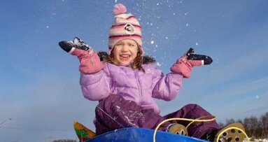 Zahnrettungsbox hilft bei Winterunfällen