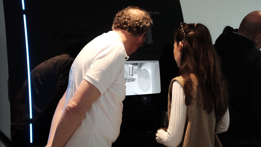 Ceramill Matik ist eine Full-Service-Einheit, die drei Geräte in einem vereint. © Jeremy Booth, Dental Tribune International