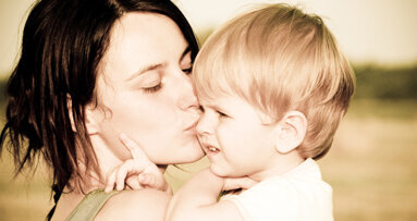 Madre partorisce dopo essere stata curata per cancro orale