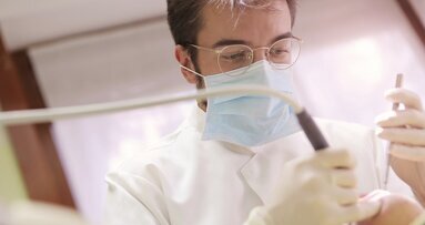 Diş Hekimliği Fakültesi Açılma Hızı Nüfus Artış Hızından Fazla