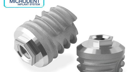 No hay evidencia de éxito a largo plazo de los implantes dentales