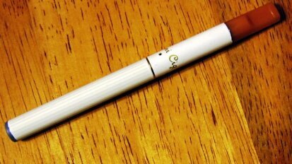 Polscy naukowcy badają szkodliwość e-papierosów