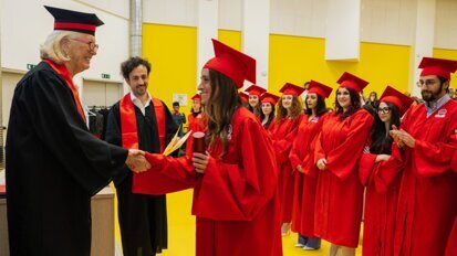 Formazione in Odontoiatria: Istituto Stomatologico Toscano e il Master per Igienisti Dentali