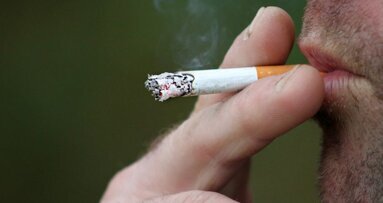 Tandartsen adviseren 18% van de rokers te stoppen