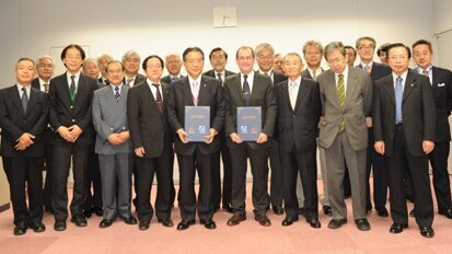 Implantologie: Kooperation mit japanischer Gesellschaft