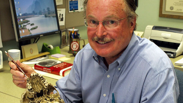 Women at higher risk for cavities